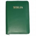 Biblie imbracata in  piele, culoare verde padurar